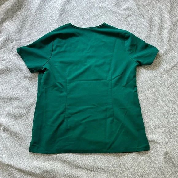 Figs Hunter Green Catarina Scrub Top - Picture 2 of 3